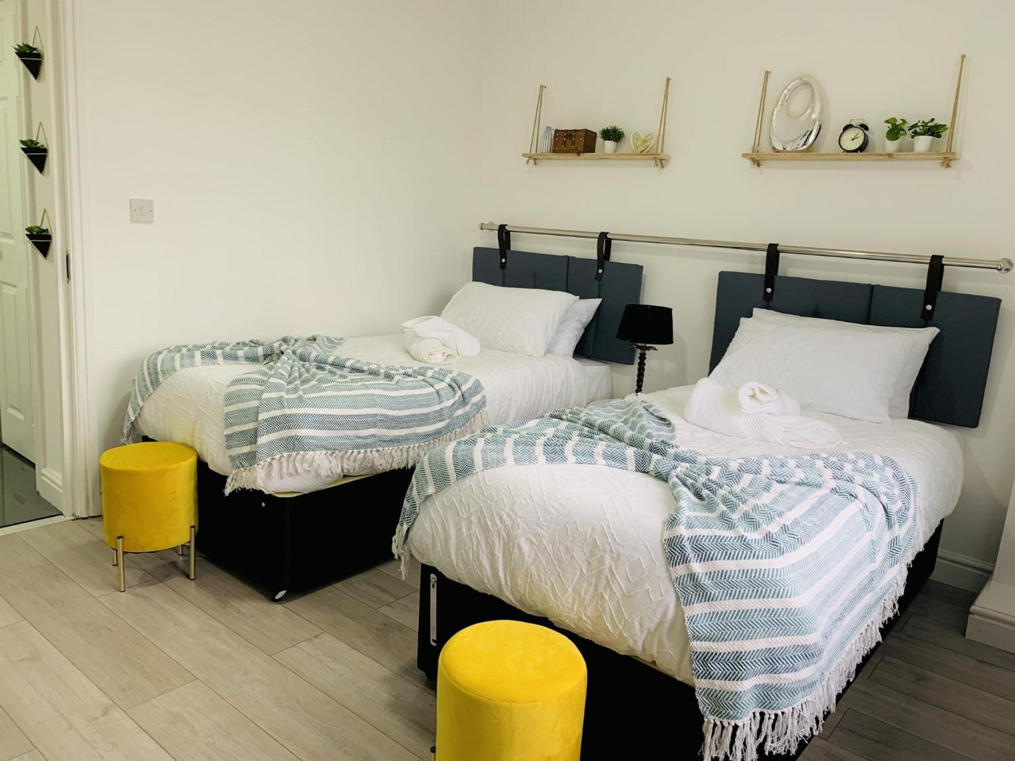 Modern & Cosy 2-Bed Apartment Near Nec, Airport & Jlr! Birmingam Habitación foto